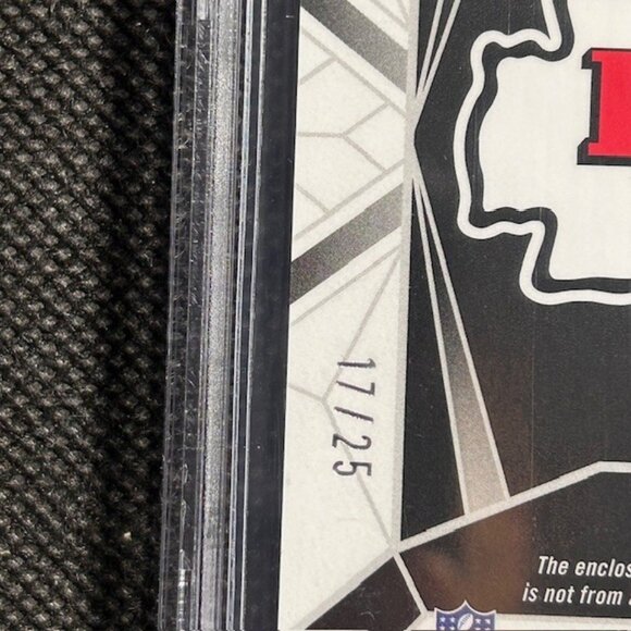 2024 Panini Obsidian Patrick Mahomes Trifecta Laundry Tag Patch /25 BGS 9 MINT - Picture 3 of 3